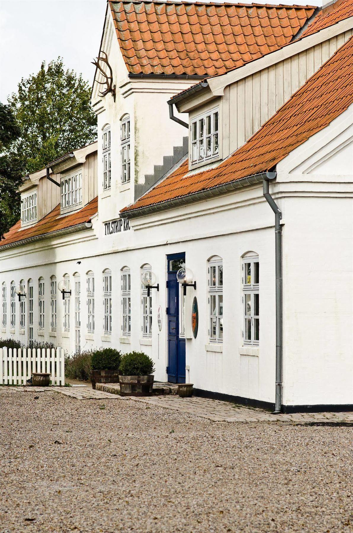 Og 3* Tylstrup