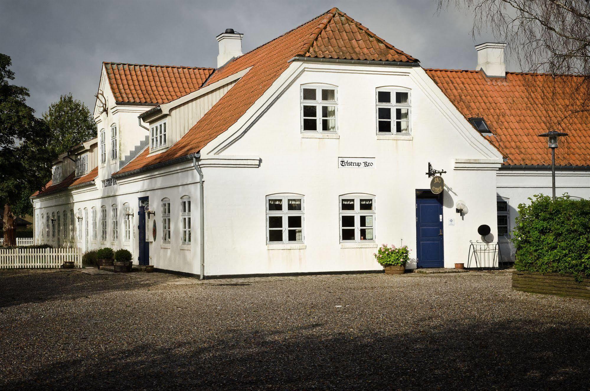 Og 3* Tylstrup